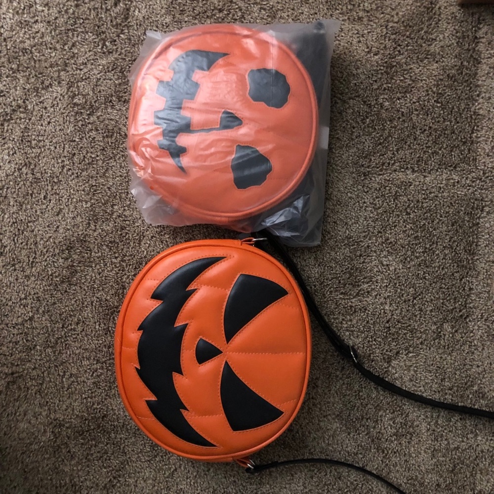 Trick or Treat Studios Halloween Bag - Picture 3 of 3